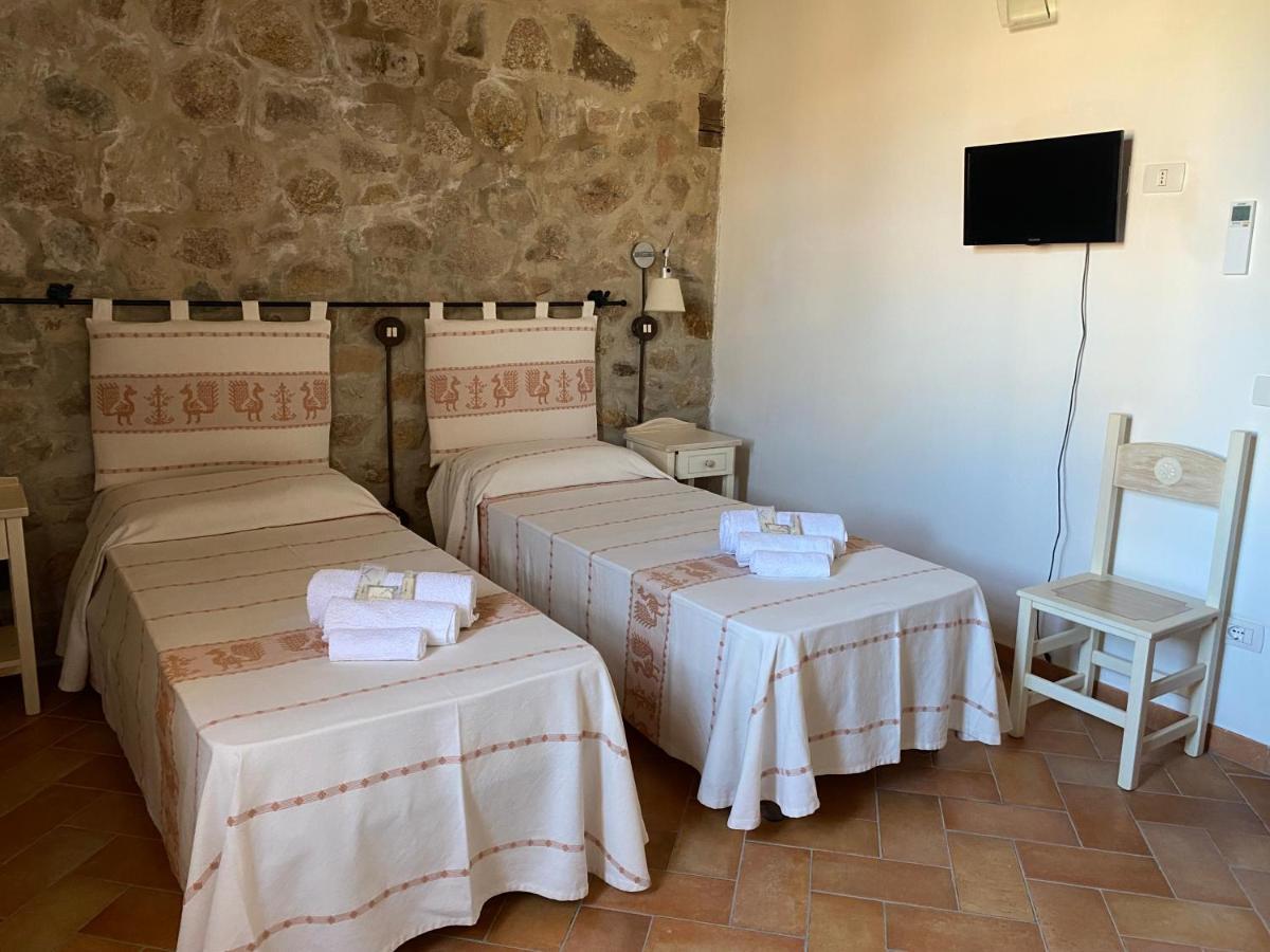 Bed And Bike Antico Mulino Hotel Aglientu Bagian luar foto